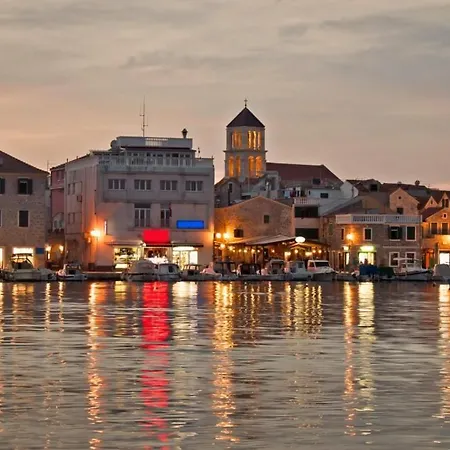 In With Balcony, Air Conditioning, Wifi 4323-3 Apartman