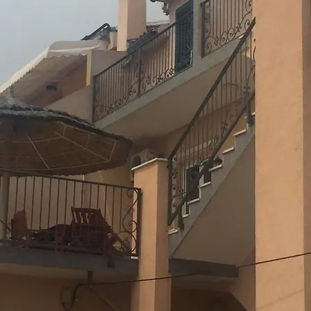 Apartman In With Balcony, Air Conditioning, Wifi 4323-3