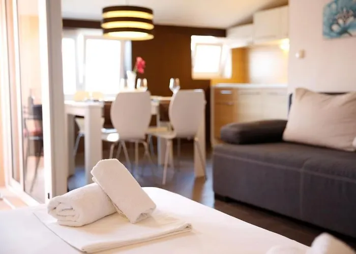 Апартаменты In With Balcony, Air Conditioning, Wifi 4323-3 Водице